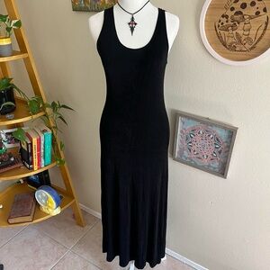 90s black maxi dress 🐈‍⬛